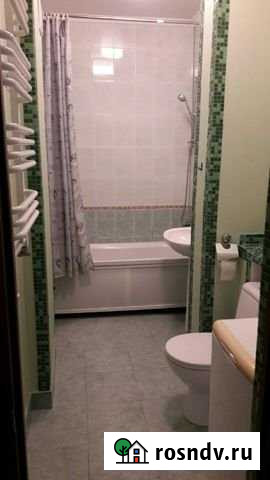 1-комнатная квартира, 50 м², 4/10 эт. в аренду на длительный срок в Калининграде Калининград - изображение 1