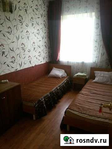 Комната 16 м² в 3-ком. кв., 2/3 эт. в аренду посуточно в Новомихайловском кп Новомихайловский кп - изображение 1