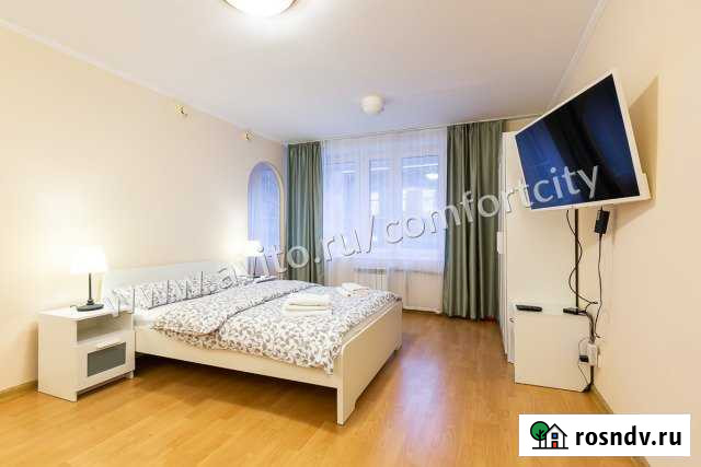 1-комнатная квартира, 35 м², 3/17 эт. в аренду посуточно в Москве Москва - изображение 1