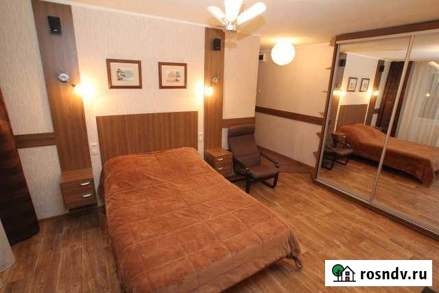 1-комнатная квартира, 38 м², 2/14 эт. в аренду посуточно в Брянске Брянск - изображение 1