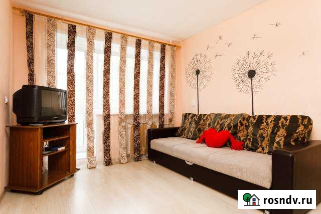 2-комнатная квартира, 47 м², 2/5 эт. в аренду посуточно в Екатеринбурге Екатеринбург - изображение 1