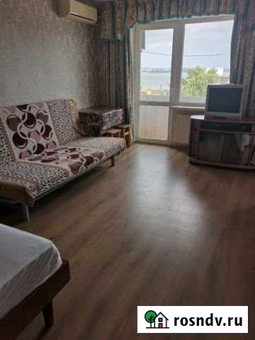 1-комнатная квартира, 30 м², 4/4 эт. в аренду посуточно в Керче Керчь - изображение 1