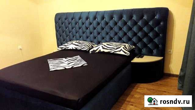 3-комнатная квартира, 150 м², 2/2 эт. в аренду посуточно во Владикавказе Владикавказ - изображение 1