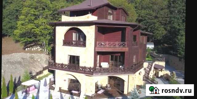 Коттедж 330.6 м² на участке 10 сот. на продажу в Красной Поляне Краснодарского края Красная Поляна - изображение 1