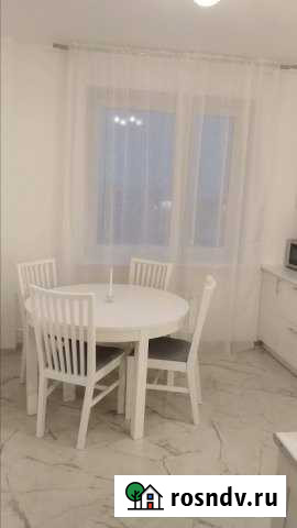 3-комнатная квартира, 93 м², 18/24 эт. в аренду на длительный срок в Москве Москва - изображение 1