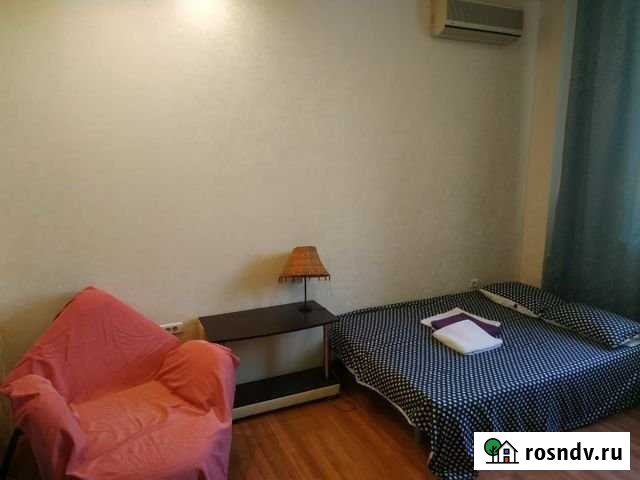 Комната 15 м² в 3-ком. кв., 6/6 эт. в аренду посуточно в Москве Москва - изображение 1