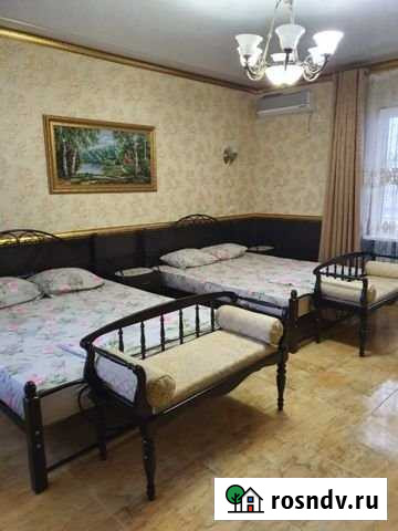 Комната 20 м² в 9-ком. кв., 1/1 эт. в аренду посуточно в Геленджике Геленджик - изображение 1