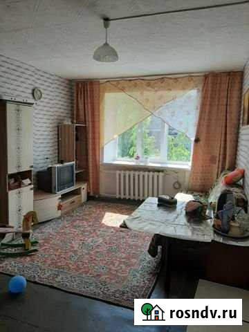 Комната 20 м² в 1-ком. кв., 1/5 эт. в аренду посуточно в Ирбите Ирбит - изображение 1