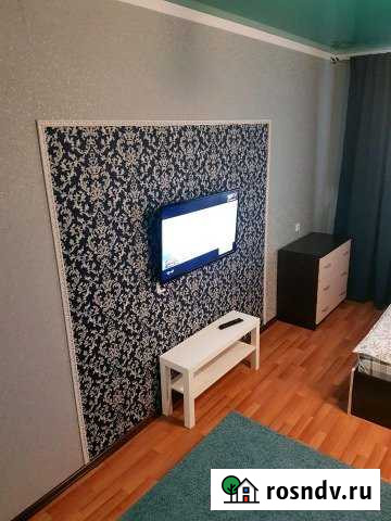 1-комнатная квартира, 39 м², 2/10 эт. в аренду посуточно в Альметьевске Альметьевск - изображение 1