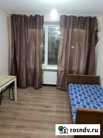 Комната 20 м² в > 9-ком. кв., 2/5 эт. в аренду на длительный срок в Санкт-Петербурге Санкт-Петербург - изображение 1