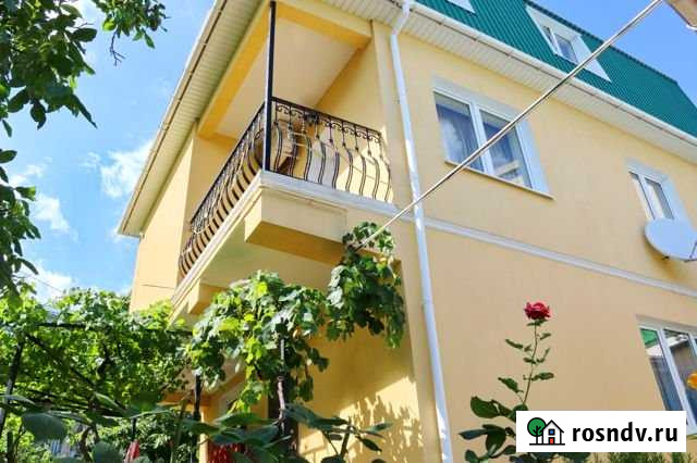 Дом 80 м² на участке 3 сот. в аренду посуточно в Ялте Ялта - изображение 1