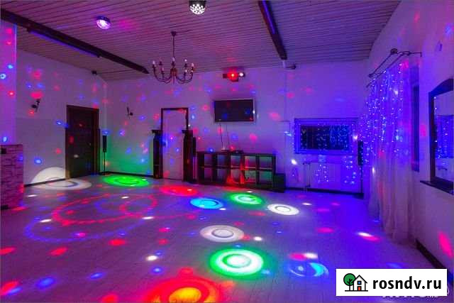 Коттедж 260 м² на участке 20 сот. в аренду посуточно в Москве Москва - изображение 1