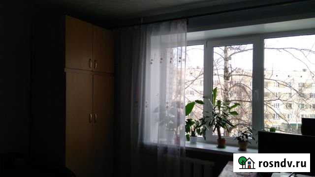 Комната 18 м² в 8-ком. кв., 3/9 эт. на продажу в Чебоксарах Чебоксары - изображение 1