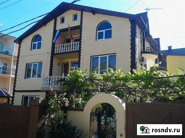 Комната 16 м² в 9-ком. кв., 2/2 эт. в аренду посуточно в Сочи Сочи - изображение 1