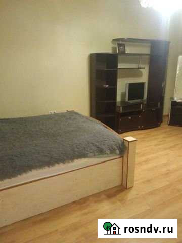 1-комнатная квартира, 35 м², 2/5 эт. в аренду посуточно в Магнитогорске Магнитогорск - изображение 1