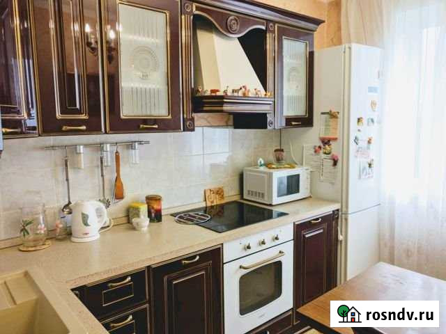 2-комнатная квартира, 53 м², 3/9 эт. в аренду на длительный срок в Сосновоборске Красноярского края Сосновоборск - изображение 1