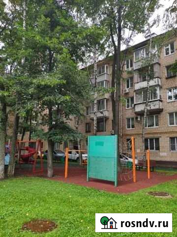 Комната 18 м² в 2-ком. кв., 1/5 эт. в аренду на длительный срок в Москве Москва - изображение 1