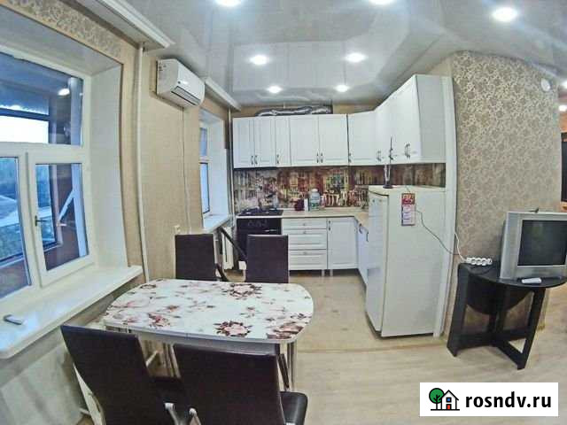 3-комнатная квартира, 50 м², 3/5 эт. в аренду на длительный срок в Краснодаре Краснодар - изображение 1