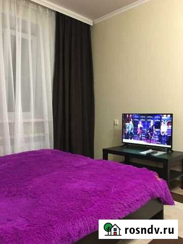 1-комнатная квартира, 38 м², 7/10 эт. в аренду посуточно в Липецке Липецк - изображение 1