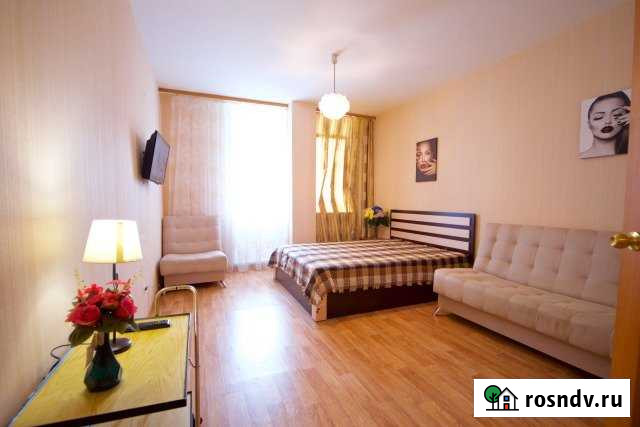 1-комнатная квартира, 42 м², 2/10 эт. в аренду посуточно в Красноярске Красноярск - изображение 1