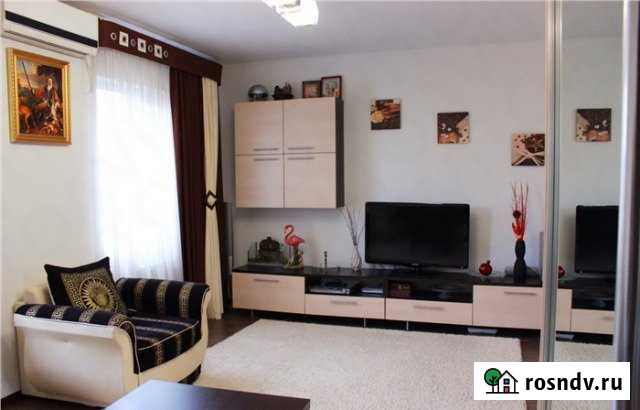 2-комнатная квартира, 65 м², 3/12 эт. в аренду посуточно в Астрахани Астрахань - изображение 1