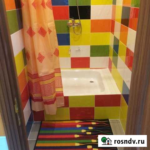 Комната 9 м² в > 9-ком. кв., 1/2 эт. в аренду посуточно в Волоколамске Волоколамск - изображение 1