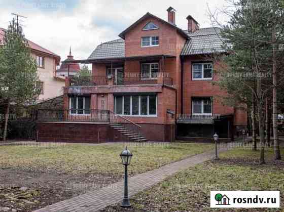 Коттедж 490 м² на участке 19 сот. на продажу в Москве Москва