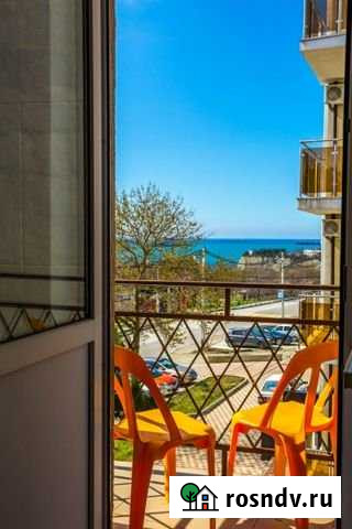 Комната 17 м² в 1-ком. кв., 1/3 эт. в аренду посуточно в Геленджике Геленджик - изображение 1