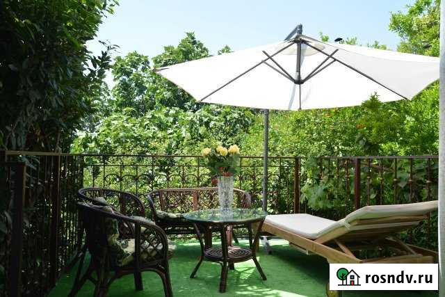 Дом 350 м² на участке 6 сот. в аренду посуточно в Алупке Алупка - изображение 1