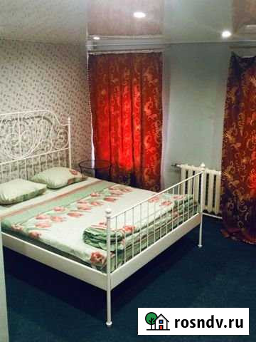 Комната 17.8 м² в 6-ком. кв., 2/5 эт. в аренду посуточно в Москве Москва - изображение 1