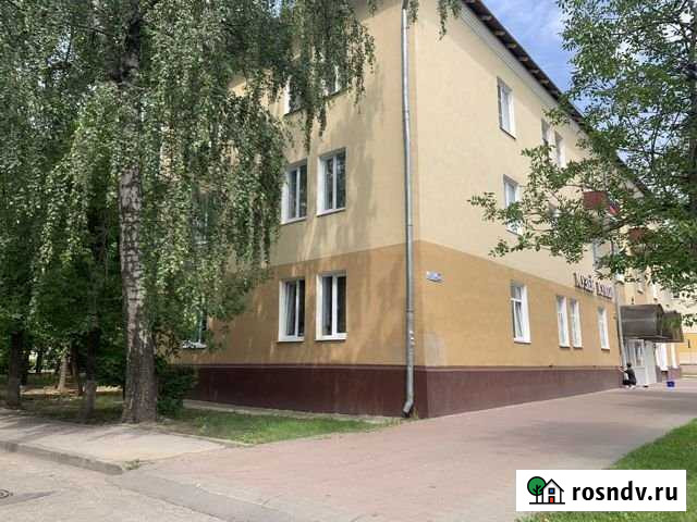 Комната 28 м² в 3-ком. кв., 1/3 эт. на продажу в Серпухове Серпухов - изображение 1