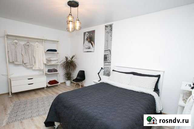 1-комнатная квартира, 39 м², 3/9 эт. в аренду посуточно в Новом Уренгое Новый Уренгой - изображение 1