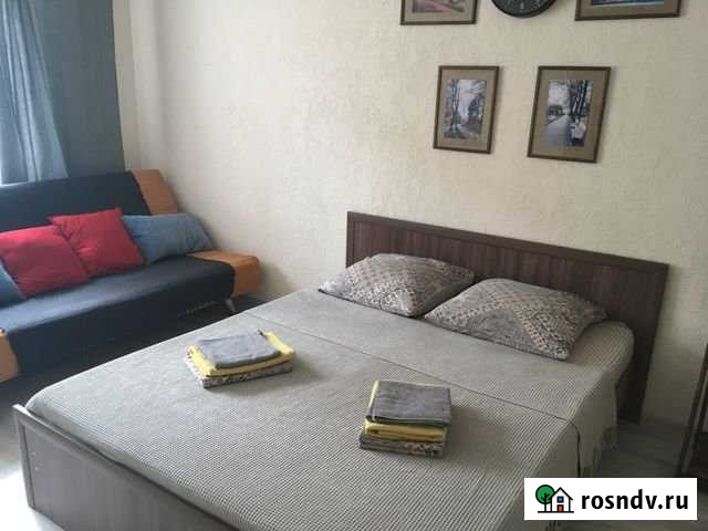 1-комнатная квартира, 32 м², 1/5 эт. в аренду посуточно в Смоленске Смоленск - изображение 1