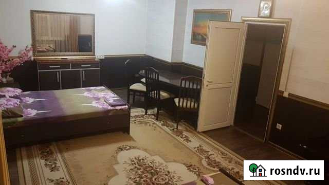 Комната 20 м² в 9-ком. кв., 1/2 эт. в аренду посуточно в Дивноморском Дивноморское - изображение 1