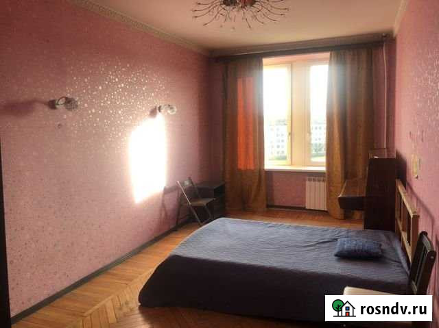 Комната 18 м² в 3-ком. кв., 6/7 эт. в аренду на длительный срок в Санкт-Петербурге Санкт-Петербург - изображение 1