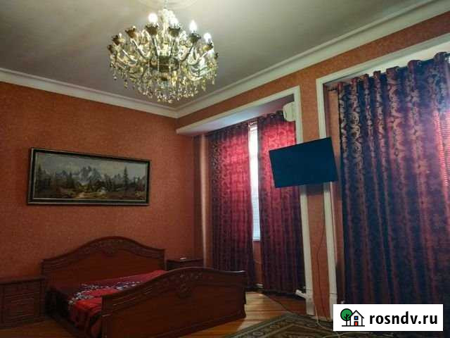 1-комнатная квартира, 35 м², 2/4 эт. в аренду посуточно в Махачкале Махачкала - изображение 1