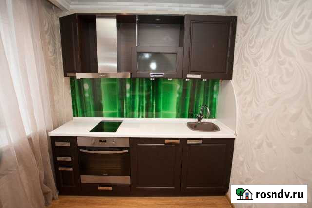 2-комнатная квартира, 42 м², 3/5 эт. в аренду посуточно в Ленинске-Кузнецком Ленинск-Кузнецкий - изображение 1