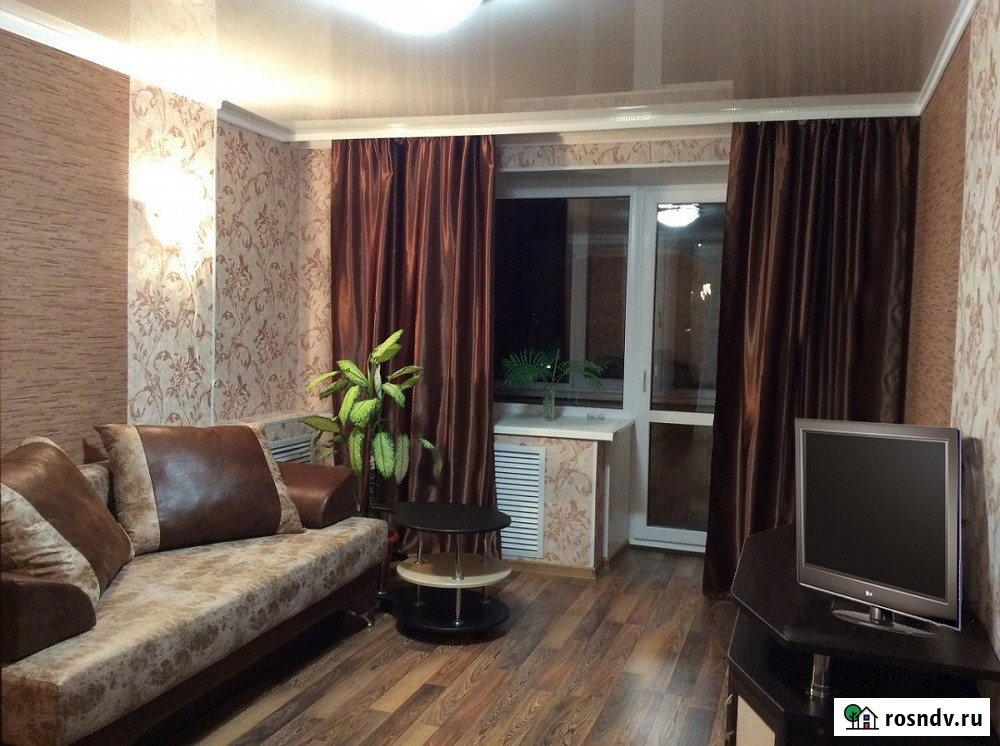 1-комнатная квартира, 48 м², 10/12 эт. в аренду посуточно в Череповце Череповец - изображение 1