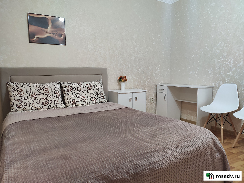 1-комнатная квартира, 65 м², 7/9 эт. в аренду посуточно в Севастополе Севастополь - изображение 1