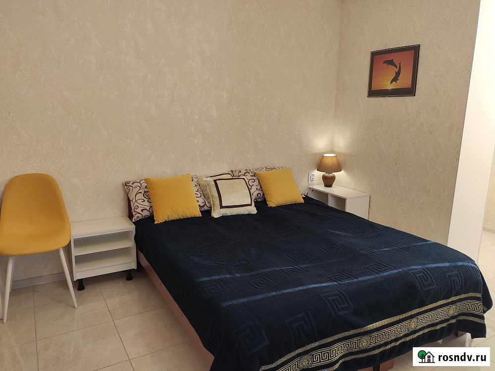 1-комнатная квартира, 45 м², 7/9 эт. в аренду посуточно в Севастополе Севастополь - изображение 1