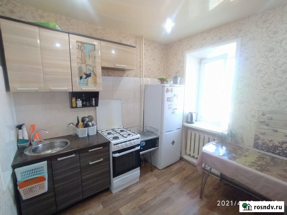 1-комнатная квартира, 40 м², 3/5 эт. в аренду посуточно в Урае Урай - изображение 1