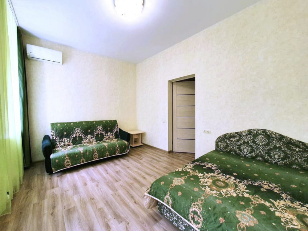 3-комнатная квартира, 96 м², 2/4 эт. в аренду посуточно в Воронеже Воронеж - изображение 2