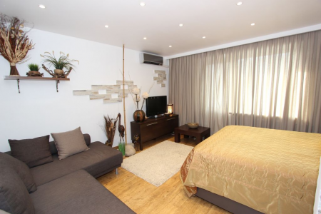 1-комнатная квартира, 41 м², 6/18 эт. в аренду посуточно в Екатеринбурге Екатеринбург
