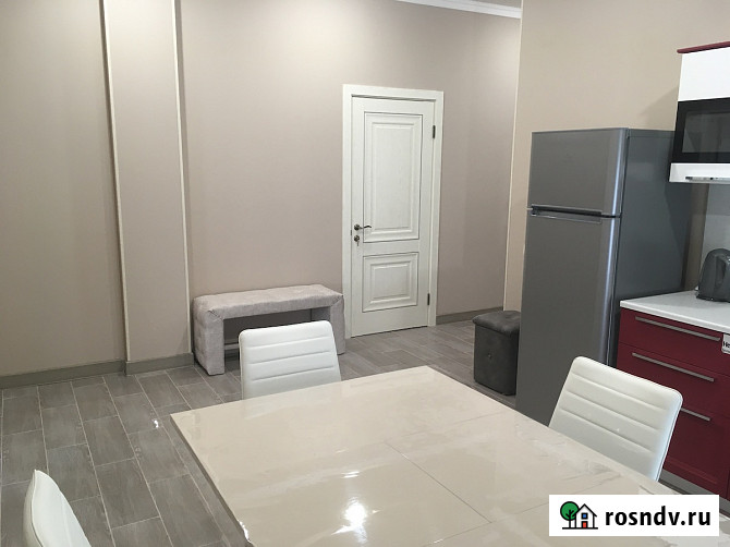 Таунхаус 150 м² на участке 2 сот. в аренду посуточно в Кисловодске Кисловодск - изображение 2