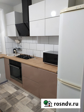 3-комнатная квартира, 59 м², 5/5 эт. в аренду на длительный срок в Мурманске Мурманск - изображение 1
