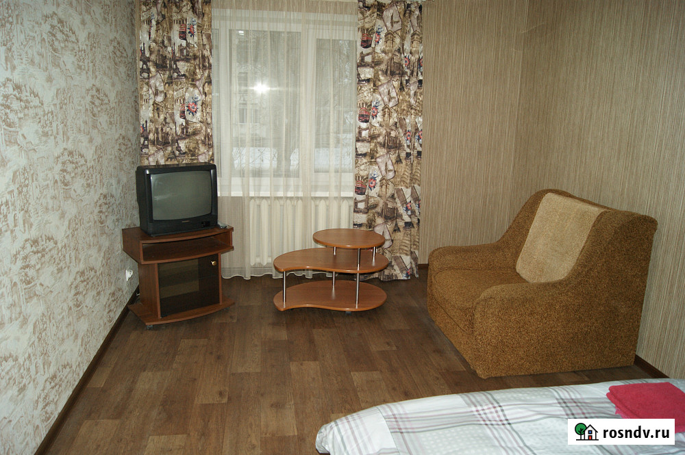 1-комнатная квартира, 30 м², 2/9 эт. в аренду посуточно в Череповце Череповец - изображение 1