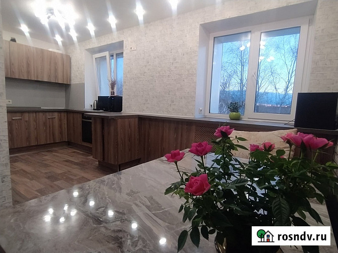 2-комнатная квартира, 55 м², 2/5 эт. в аренду посуточно в Урае Урай - изображение 2
