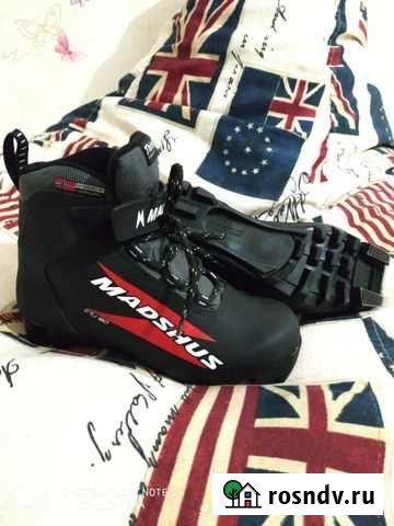 Беговые лыжи, палки и ботинки Сыктывкар - изображение 1