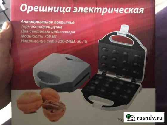 Электрическая вафельница (орешница ) Грибановский