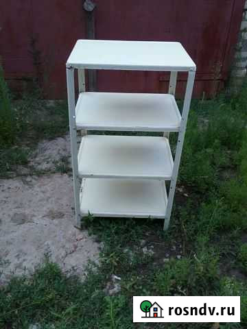 Стол металлический, высота-0,88 метра, длина 0,45м Волгоград - изображение 1